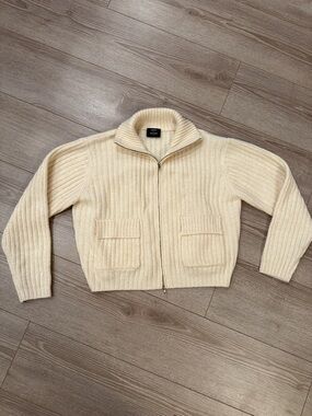 Stitch and Feather Zip-Up Ribbed Cream Cardigan